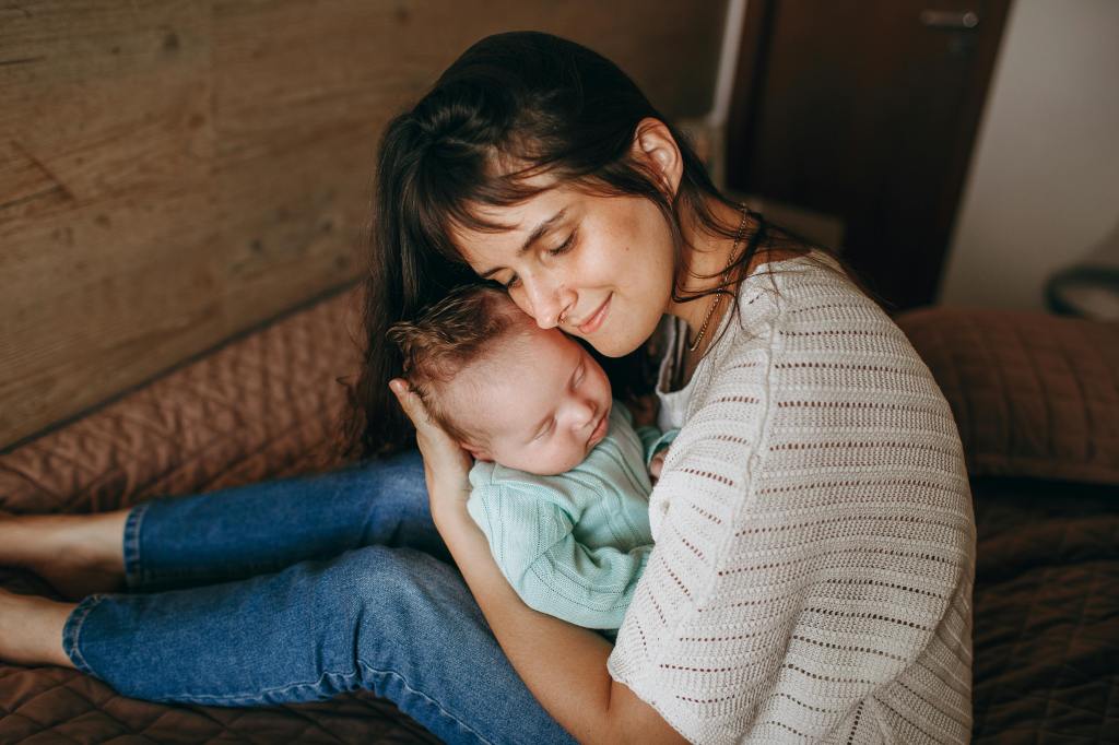 Razumijevanje postporođajne depresije i put ka oporavku